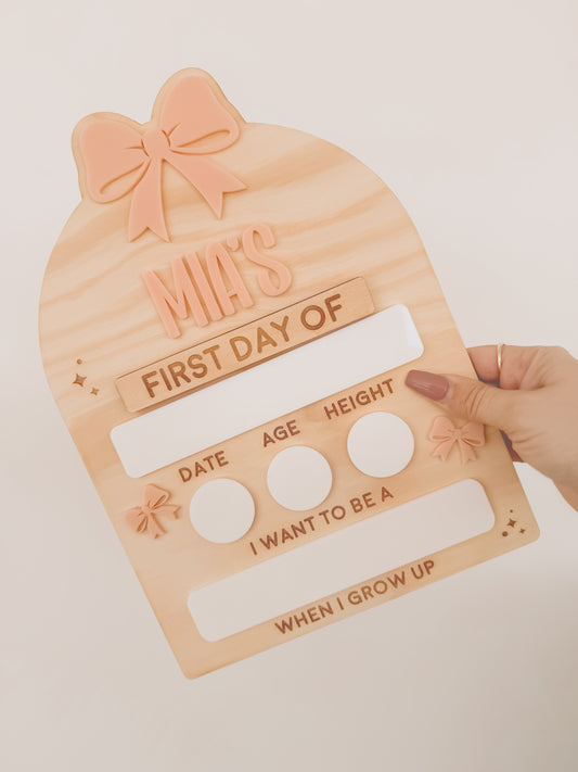 MY FIRST/LAST DAY OF SCHOOL BOARD | BOW | Personalised | Plywood & Acrylic